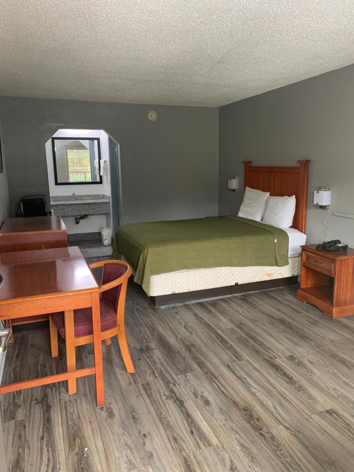 Rodeway Inn Норт Литъл Рок Екстериор снимка