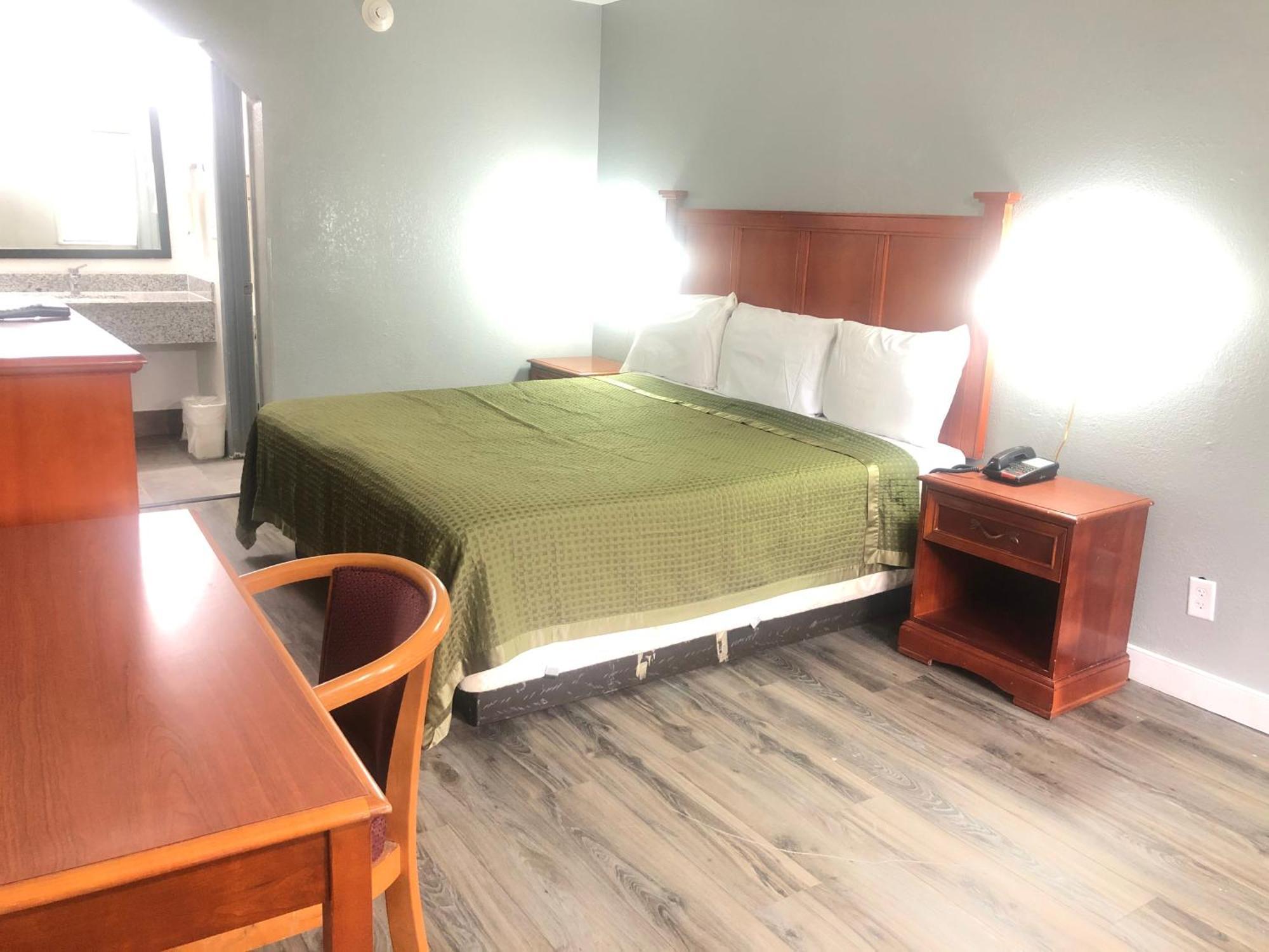 Rodeway Inn Норт Литъл Рок Екстериор снимка