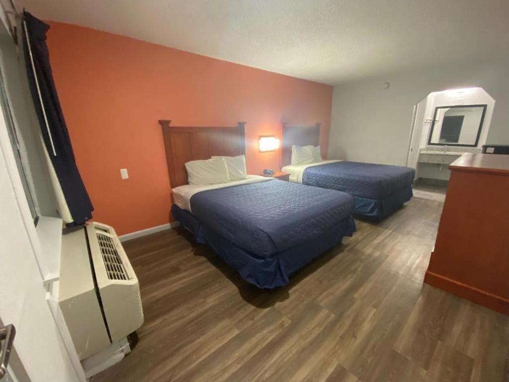 Rodeway Inn Норт Литъл Рок Екстериор снимка
