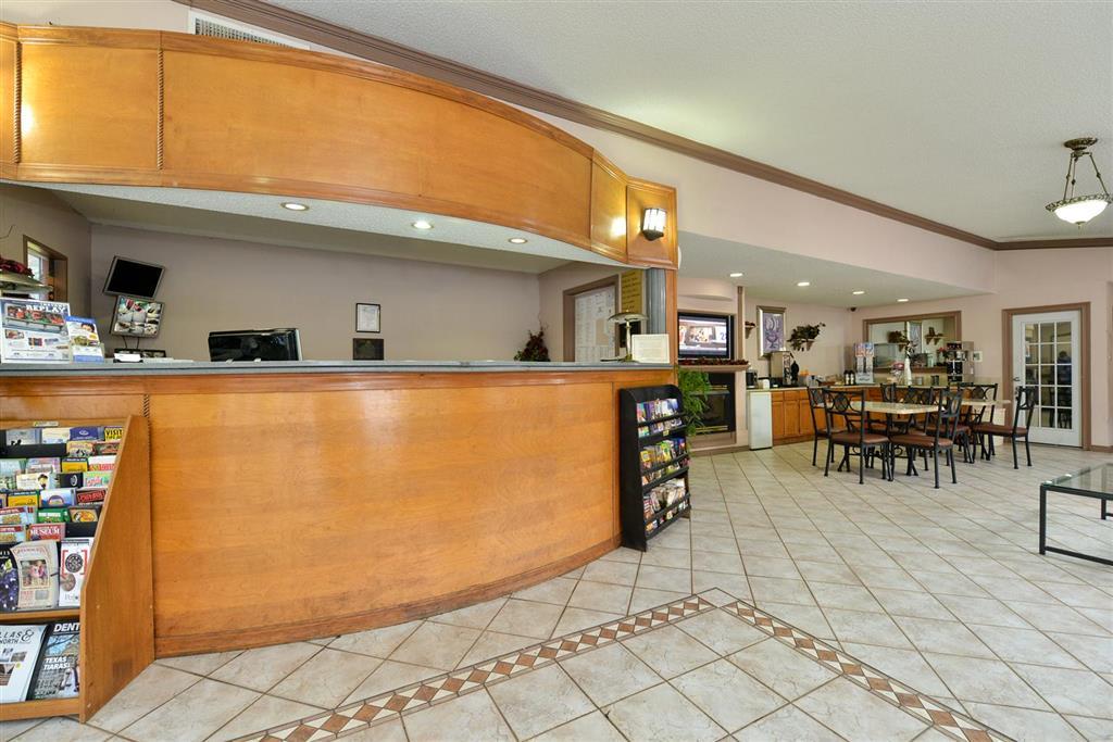 Rodeway Inn Норт Литъл Рок Интериор снимка